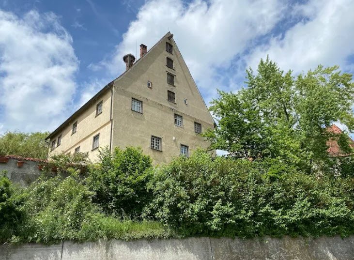 Schloss Untersulmetingen, Germany